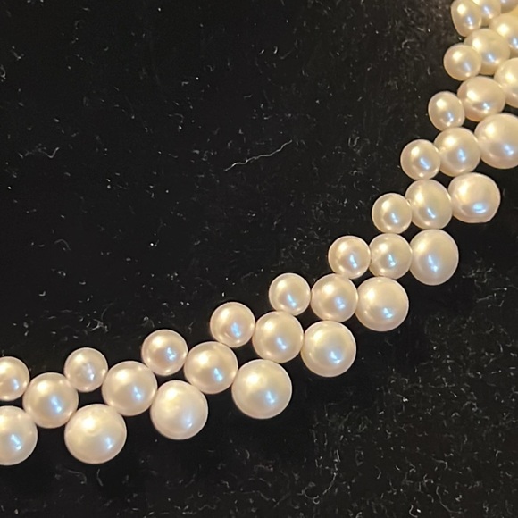 Stunning Button Pearl Woven Necklace three layers - Picture 2 of 6